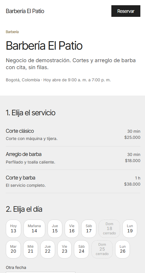 Página de reservas de la barbería de demostración El Patio